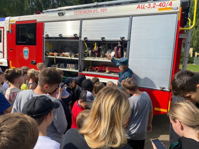 Дни безопасности провели в детских лагерях Подольска Дни безопасности провели в детских лагерях Подольска