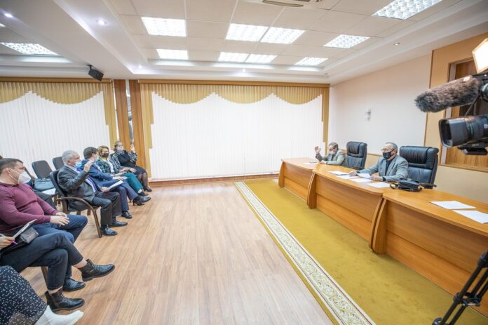 На заседании совета Общественной палаты рассмотрели вопрос использования бывшего помещения Дома книги