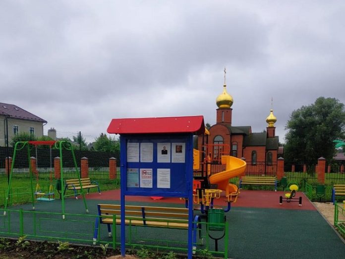 В деревне Булатово Городского округа Подольск появилась детская игровая площадка, зоны спорта и отдыха В деревне Булатово Городского округа Подольск появилась детская игровая площадка, зоны спорта и отдыха