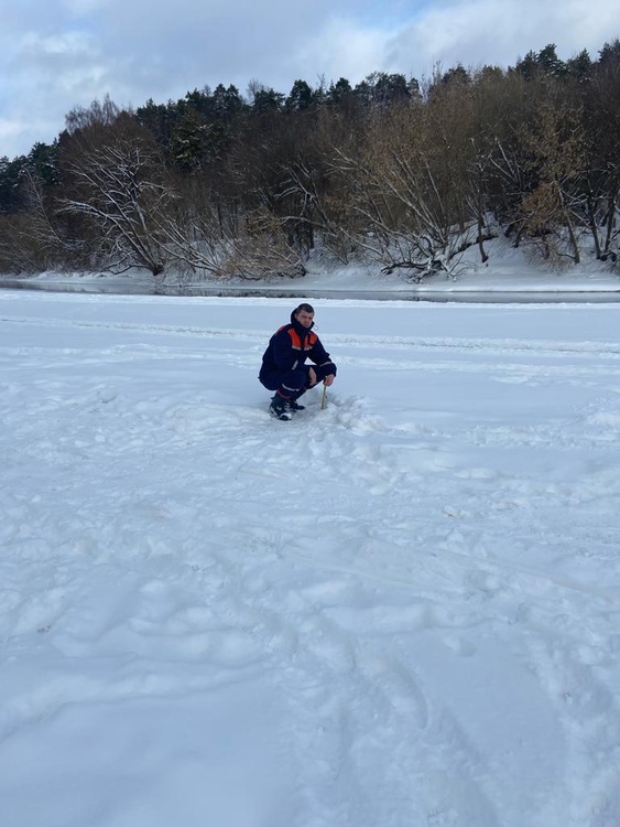 Лед на реках в Большом Подольске начал подтаивать Лед на реках в Большом Подольске начал подтаивать