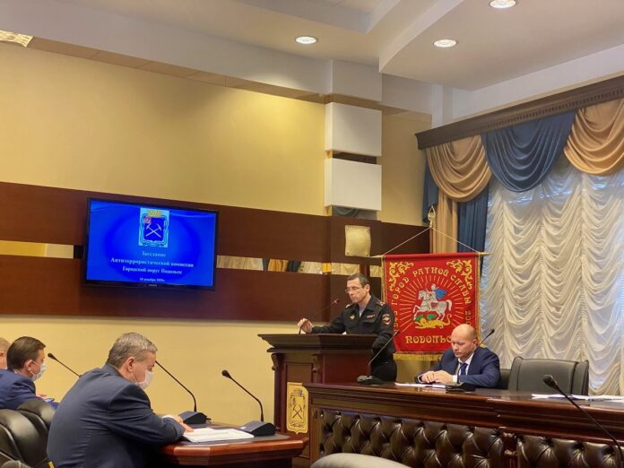 На заседании Антитеррористической комиссии обсудили меры безопасности во время предстоящих новогодних праздников