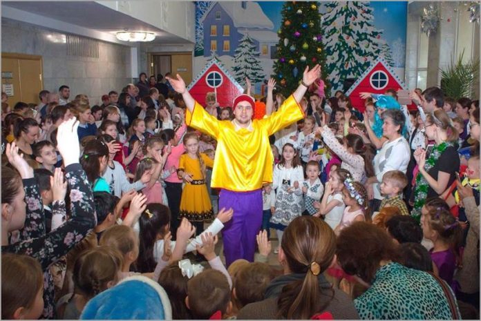 118 новогодних утренников порадуют детвору Большого Подольска