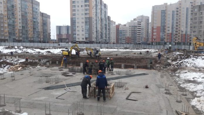 Рабочее совещание по строительству общеобразовательной школы на 1100 мест состоялось в округе Рабочее совещание по строительству общеобразовательной школы на 1100 мест состоялось в округе