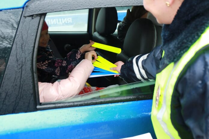 Сотрудники Госавтоинспекции г.о. Подольск провели рейд по проверке наличия детских кресел и правильной перевозке... Сотрудники Госавтоинспекции г.о. Подольск провели рейд по проверке наличия детских кресел и правильной перевозке...