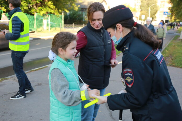 «Родительские патрули» контролируют правила безопасного пересечения проезжей части в Подольске
