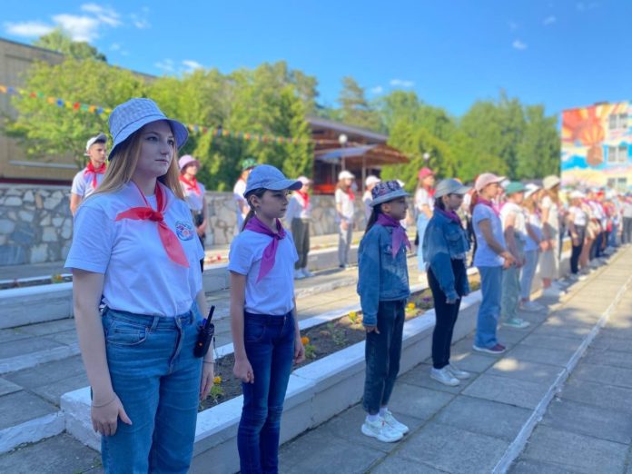 В детском лагере «Мечта» прошло открытие первой лагерной смены