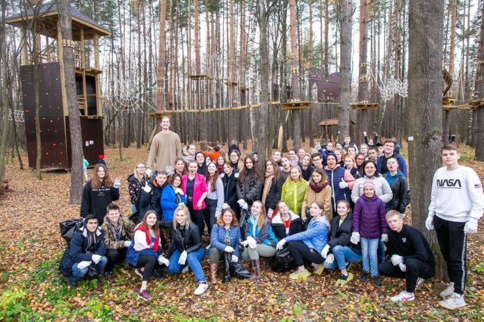 В экологической акции «Чистый лес» приняли участие более 70 подольчан