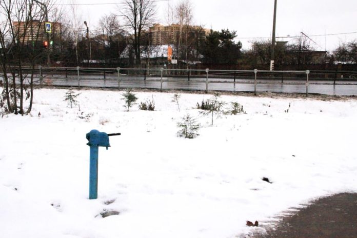 МУП «Водоканал» выполнил работы по установке двух водозаборных колонок в микрорайоне Климовск МУП «Водоканал» выполнил работы по установке двух водозаборных колонок в микрорайоне Климовск