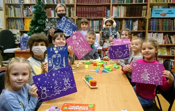 МК “Затеи и идеи” прошел в Центральной детской библиотеке