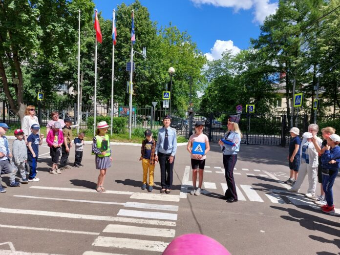 Единый День безопасности провели для отдыхающих в лагерях для детей Единый День безопасности провели для отдыхающих в лагерях для детей