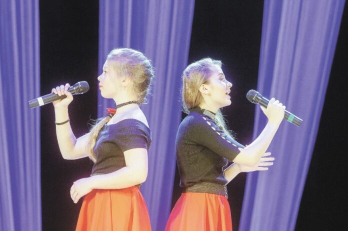 Королева музыки и Лень Королева музыки и Лень