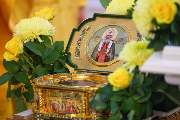 Ковчег с мощами святителя Тихона пребывает в подольском кафедральном соборе Ковчег с мощами святителя Тихона пребывает в подольском кафедральном соборе