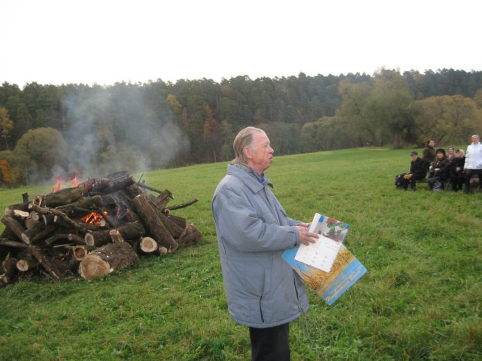 Александр Ханаков  – верный рыцарь Марины Цветаевой Александр Ханаков  – верный рыцарь Марины Цветаевой