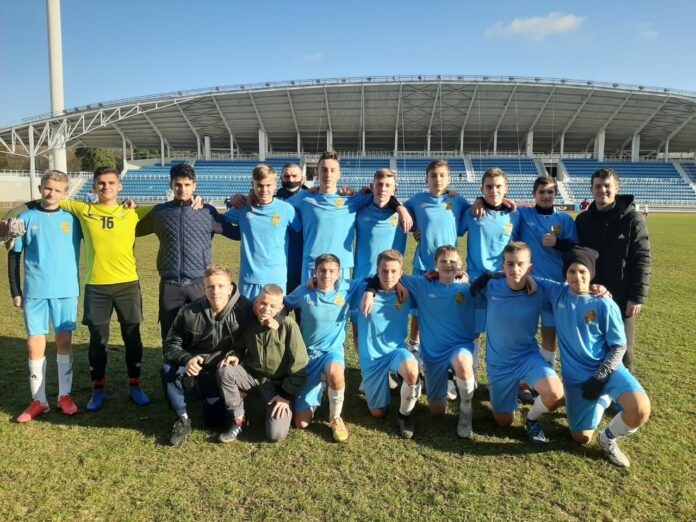 Команда СШ «Подолье» завоевывает титул Чемпионов Московской области по футболу Команда СШ «Подолье» завоевывает титул Чемпионов Московской области по футболу