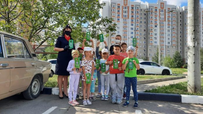 Подольские автоинспекторы провели акцию «Безопасный двор» Подольские автоинспекторы провели акцию «Безопасный двор»