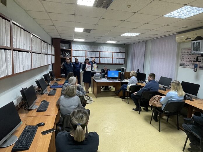 В Подольске состоялась рабочая встреча сотрудников Госавтоинспекции с представителями автошкол В Подольске состоялась рабочая встреча сотрудников Госавтоинспекции с представителями автошкол