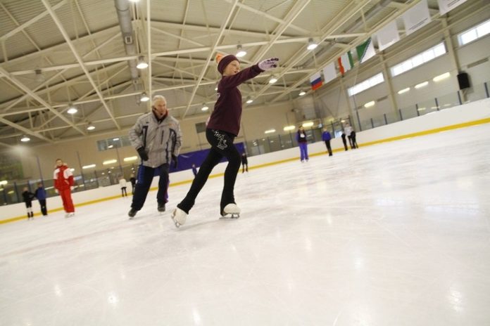 В Ледовом дворце “Витязь” отменены массовые катания на коньках В Ледовом дворце “Витязь” отменены массовые катания на коньках