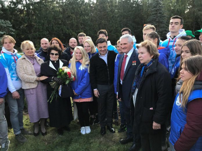 Наш лес: Андрей Воробьев принял участие в экоакции  в Звездном городке Наш лес: Андрей Воробьев принял участие в экоакции  в Звездном городке