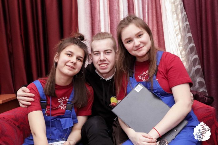 Второе занятие школы вожатого мастерства состоялось в МЦ «Максимум»