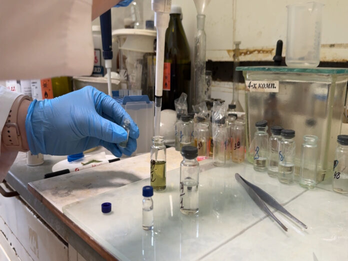 В г.о. Подольск полицейские задержали иностранного гражданина, подозреваемого в незаконном обороте прекурсоров наркотических средств В г.о. Подольск полицейские задержали иностранного гражданина, подозреваемого в незаконном обороте прекурсоров наркотических средств