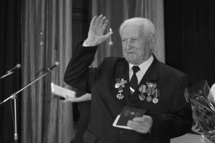 Посвящается памяти Лощилина Николая Яковлевича Посвящается памяти Лощилина Николая Яковлевича