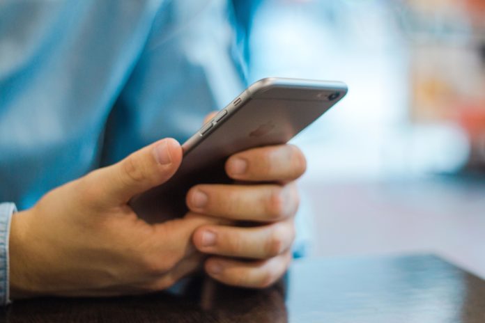 Полицейские задержали подозреваемого в краже мобильного телефона и денежных средств в Подольске Полицейские задержали подозреваемого в краже мобильного телефона и денежных средств в Подольске