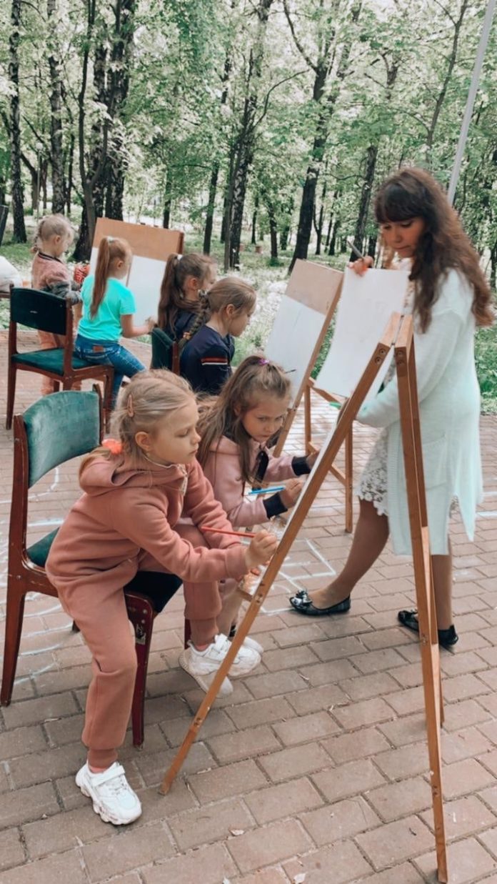 В изостудии «Творчество» состоялся пленэр