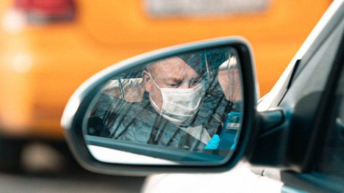 Информация для подольчан: сотрудники МОБТИ помогают перевозить врачей и пациентов после карантина в Подмосковье Информация для подольчан: сотрудники МОБТИ помогают перевозить врачей и пациентов после карантина в Подмосковье