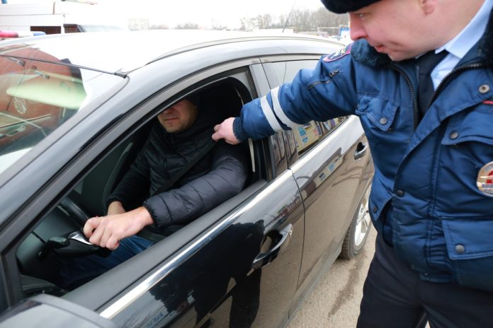 Сотрудники Госавтоинспекции проведут рейд “Ремень безопасности” 14 декабря Сотрудники Госавтоинспекции проведут рейд “Ремень безопасности” 14 декабря