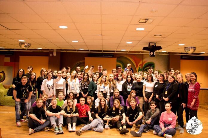 Состоялось открытие VII Подольской школы вожатых Состоялось открытие VII Подольской школы вожатых