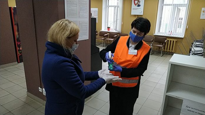 В четырех офисах МФЦ Подольска возобновлен очный прием заявителей В четырех офисах МФЦ Подольска возобновлен очный прием заявителей