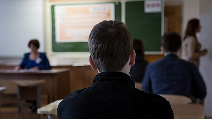 Информируем подольчан: уроки по профилактике экстремизма проходят в школах Подмосковья Информируем подольчан: уроки по профилактике экстремизма проходят в школах Подмосковья