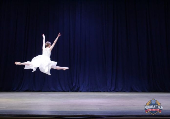 “Студенческая весна” во Дворце молодежи “Студенческая весна” во Дворце молодежи