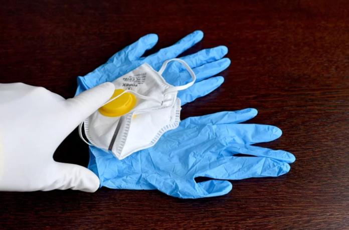 Мострансавто дополнительно закупило для работников около 240 тысяч пар защитных перчаток