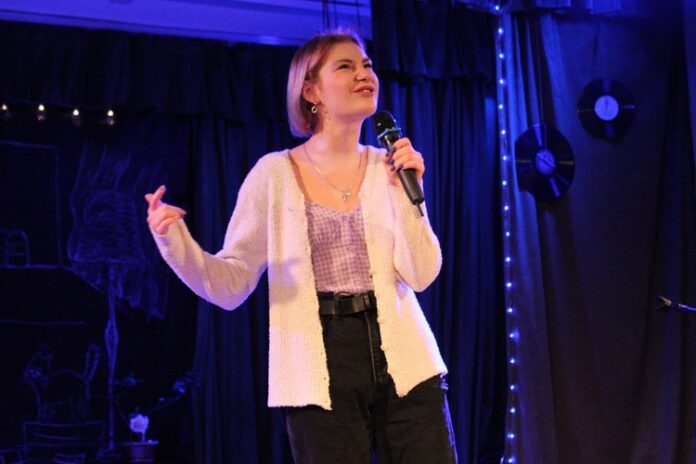 Праздничный квартирник прошёл в молодежном центре «Орбита»