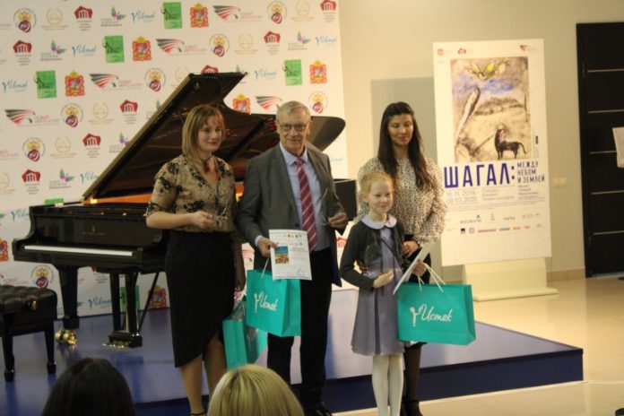 Подольские школьники стали победителями и лауреатами конкурса «Юный художник Подмосковья» Подольские школьники стали победителями и лауреатами конкурса «Юный художник Подмосковья»