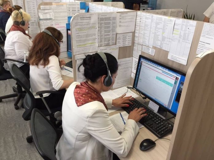 Оперативно реагировать на обращения жителей из Подольска помогает Единая диспетчерская служба региона помогает Оперативно реагировать на обращения жителей из Подольска помогает Единая диспетчерская служба региона помогает