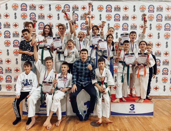 Юные подольчане приняли участие в соревнованиях по киокусинкай Юные подольчане приняли участие в соревнованиях по киокусинкай