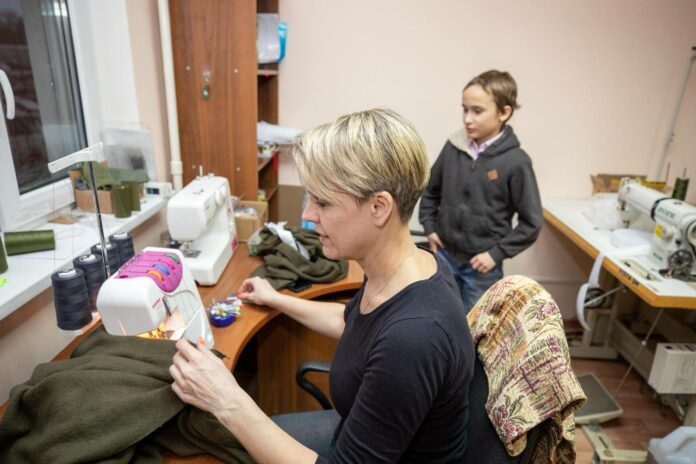 Жители г. о. Подольск присоединяются к работе в пунктах помощи участникам СВО 