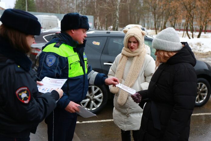 Вблизи торговых центров г.о. Подольск прошла акция: «Маленький пассажир – большая ответственность» Вблизи торговых центров г.о. Подольск прошла акция: «Маленький пассажир – большая ответственность»