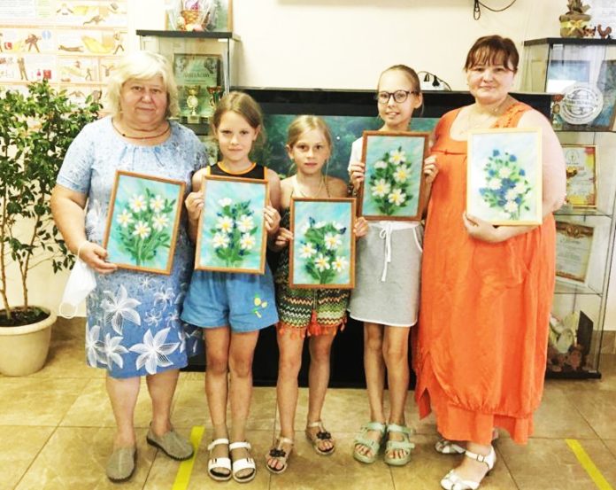 В СДК «Надежда» состоялся мастер-класс по декоративно-прикладному творчеству В СДК «Надежда» состоялся мастер-класс по декоративно-прикладному творчеству