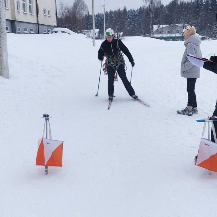 В московских областных и межрегиональных соревнованиях по спортивному туризму приняли участие юные подольчане
