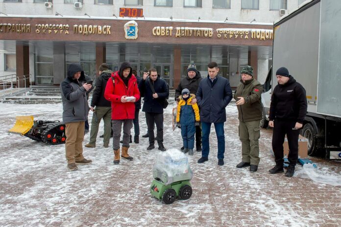 Робототехнический комплекс для эвакуации раненых отправлен из Подольска защитника Робототехнический комплекс для эвакуации раненых отправлен из Подольска защитника