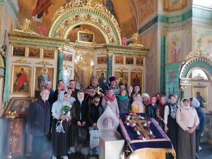 Молебен прошел в Троицком храме