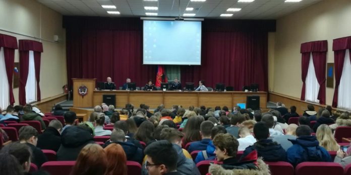 День открытых дверей  в УМВД России по Городскому округу Подольск  провели для... День открытых дверей  в УМВД России по Городскому округу Подольск  провели для...