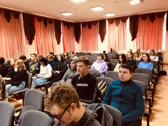 Тестирование в рамках проекта “Три романа Федора Достоевского” прошло в Подольском колледже Никулина Тестирование в рамках проекта “Три романа Федора Достоевского” прошло в Подольском колледже Никулина