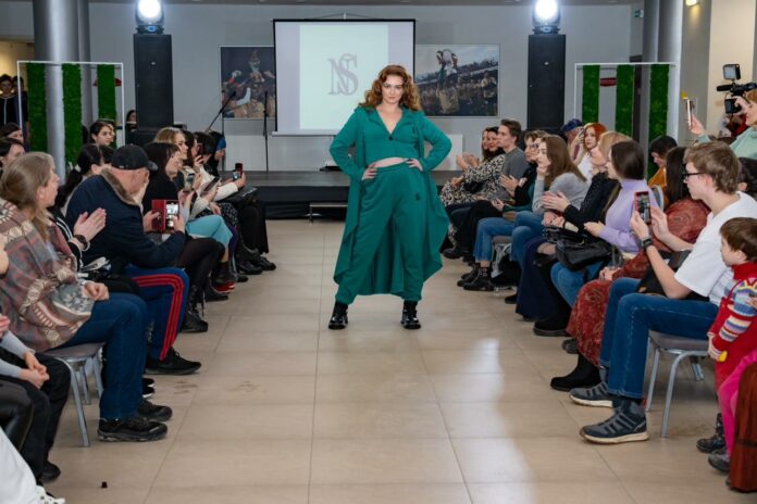 Подольский дизайнер Наталья Советская представила городской округ на форуме «Бодипозитив России» в Казани Подольский дизайнер Наталья Советская представила городской округ на форуме «Бодипозитив России» в Казани