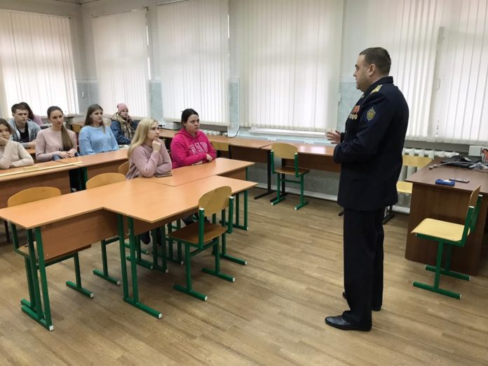 В Подольском колледже состоялась беседа на тему «Гражданско-патриотическое воспитание молодого поколения»