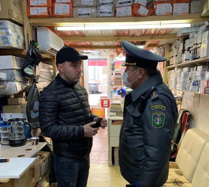 Более 100 хозяйствующих субъектов Подольска были проверены на соблюдение масочного режима Более 100 хозяйствующих субъектов Подольска были проверены на соблюдение масочного режима