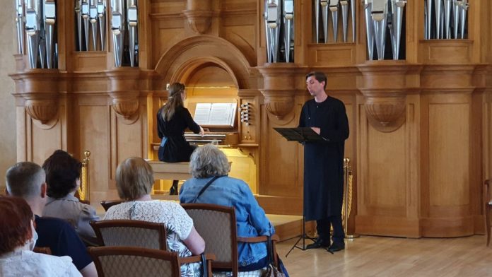 В Подольске состоялся социальный концерт для клуба «Активное долголетие»